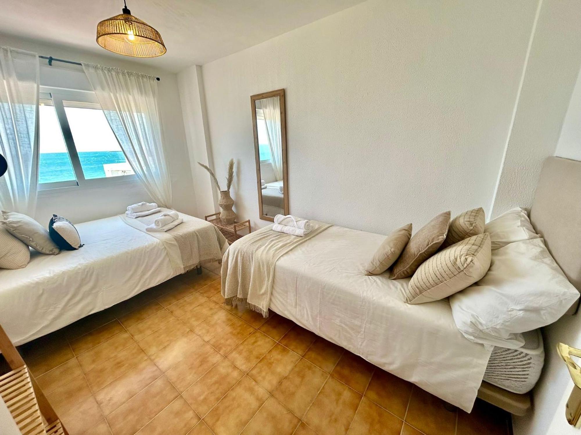 Gatu Villa Mar "Preferente Para Mayores De 25 Anos Y Familias " إل بويرتو دي سانتا ماريا المظهر الخارجي الصورة