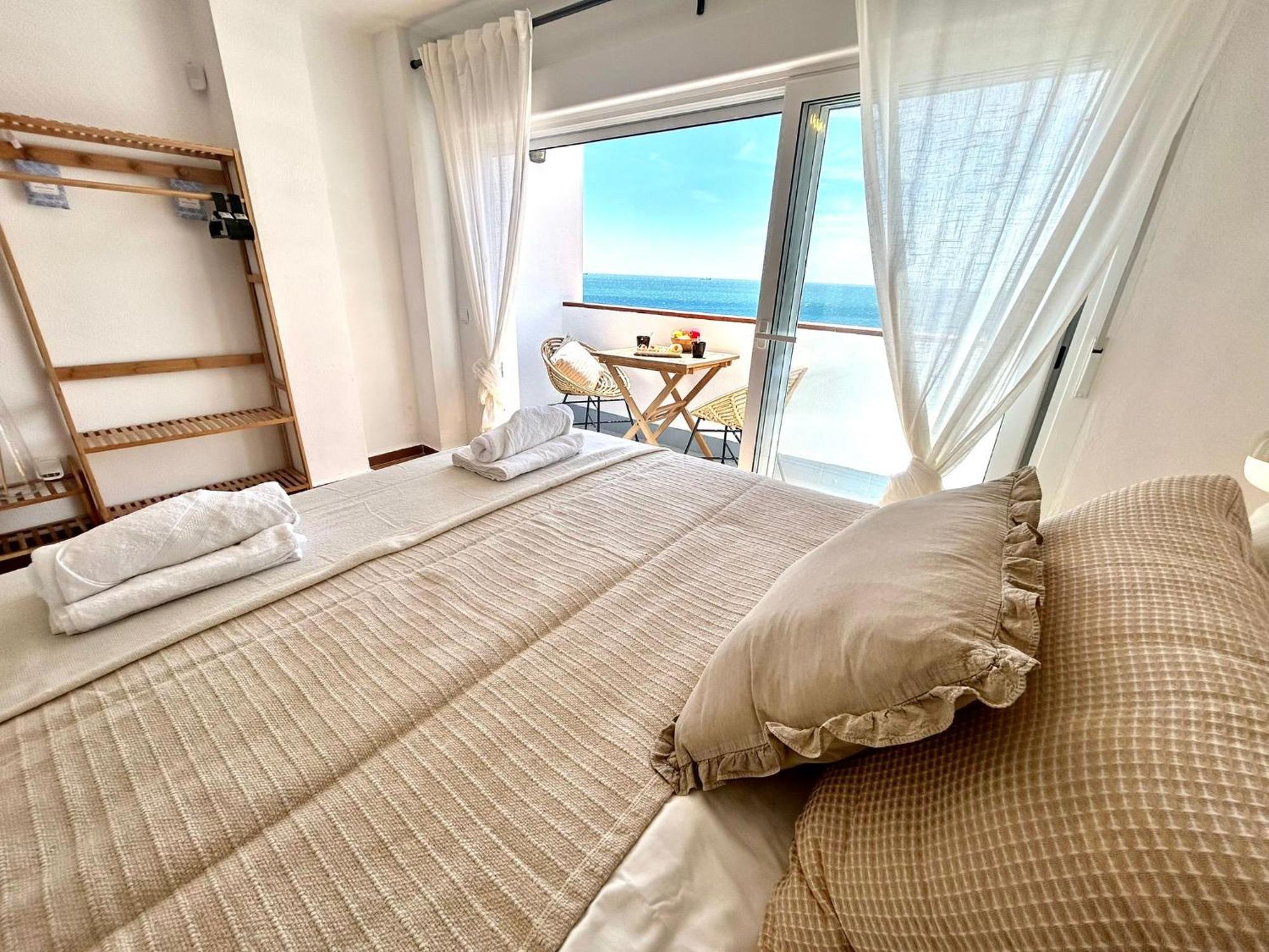 Gatu Villa Mar "Preferente Para Mayores De 25 Anos Y Familias " إل بويرتو دي سانتا ماريا المظهر الخارجي الصورة