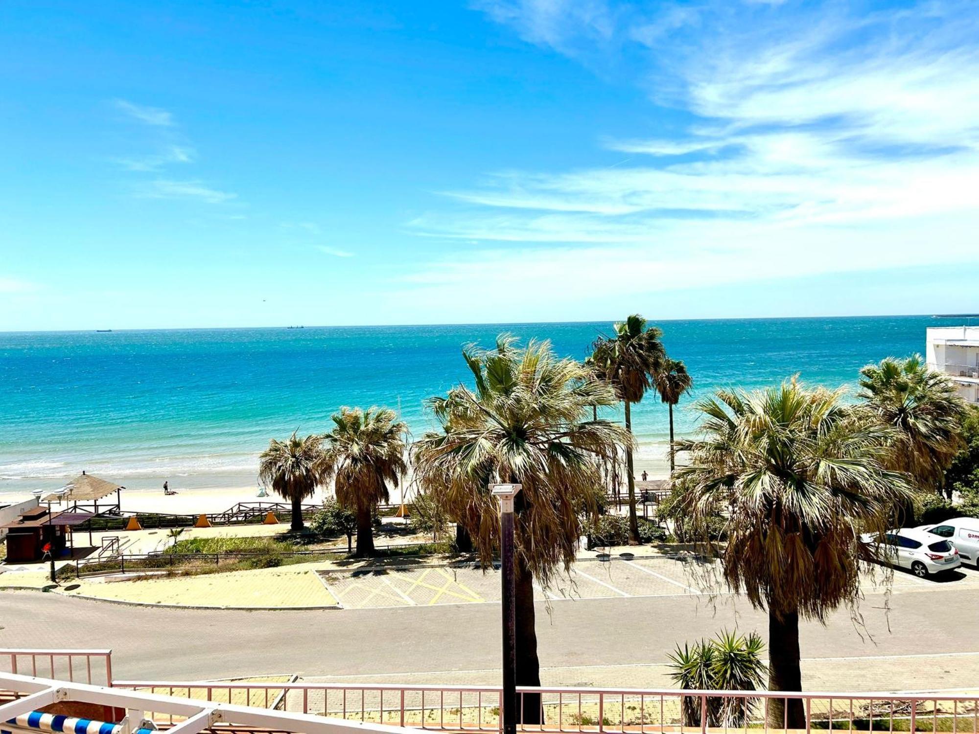 Gatu Villa Mar "Preferente Para Mayores De 25 Anos Y Familias " إل بويرتو دي سانتا ماريا المظهر الخارجي الصورة
