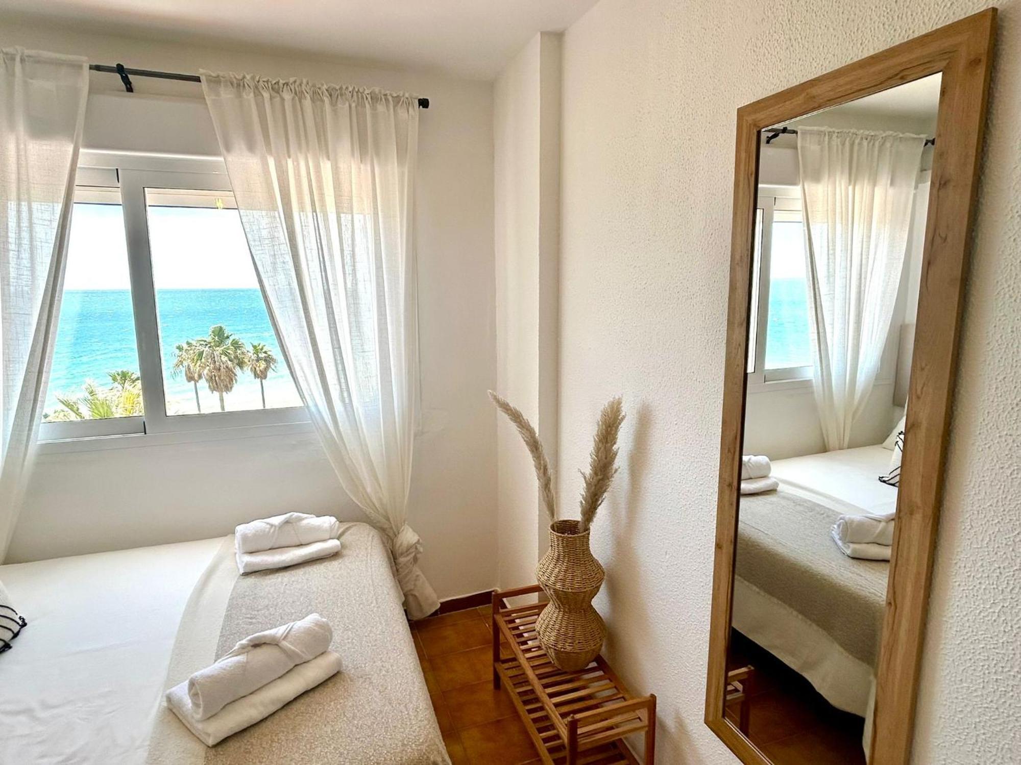 Gatu Villa Mar "Preferente Para Mayores De 25 Anos Y Familias " إل بويرتو دي سانتا ماريا المظهر الخارجي الصورة